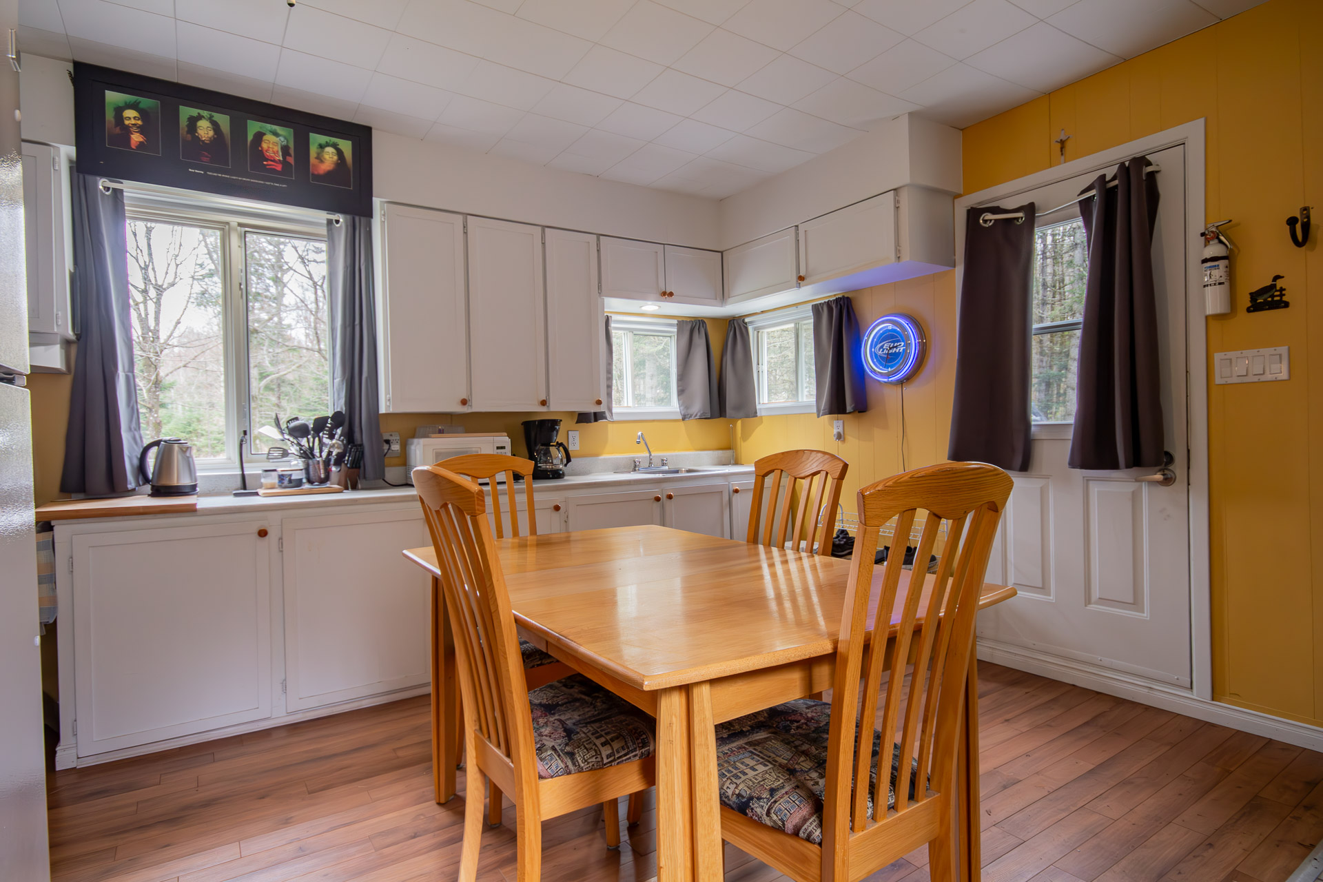 Chalet à vendre à Saint-Damien-de-Buckland- route de Saint-Malachie- Équipe Jean-François Morin-Courtiers Immobiliers Chalet à vendre à Saint-Damien-de-Buckland- route de Saint-Malachie- Équipe Jean-François Morin-Courtiers Immobiliers