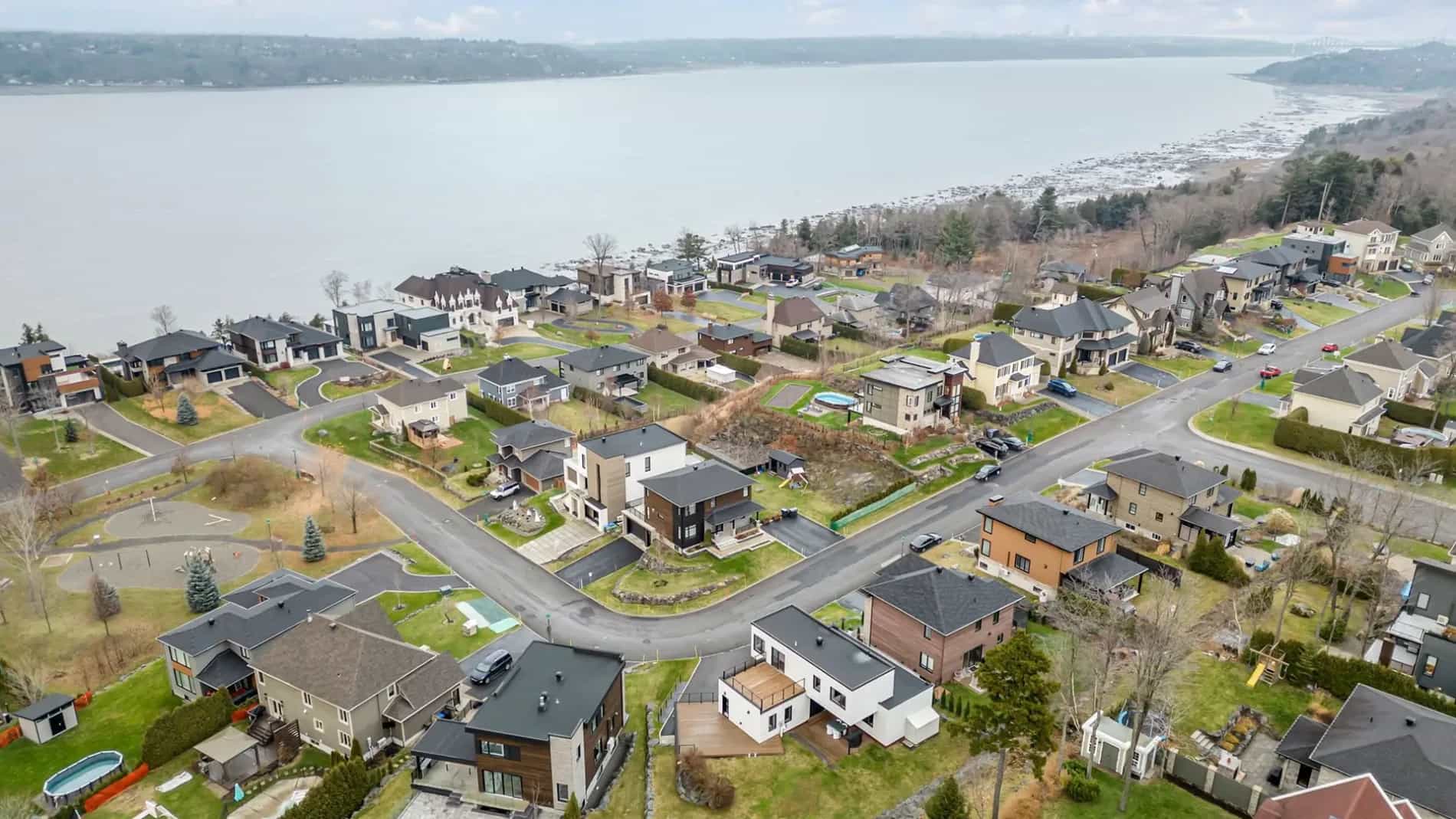 Lévis