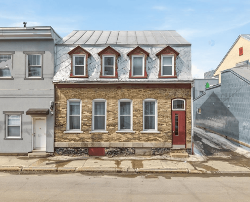 duplex-a-saint-sauveur-quebec