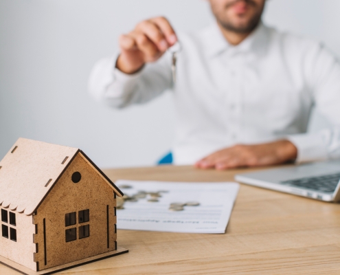 Maison à vendre avec pancarte vendue rapidement en moins d'une semaine dans le marché immobilier actif de Chutes-de-la-Chaudière Est — analyse de Stéphane Simard, courtier Équipe Jean-François Morin