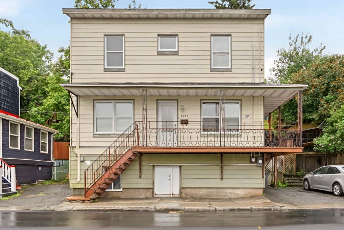 Duplex à vendre dans le Vieux-Lévis (Desjardins) - equipe Jean-François Morin