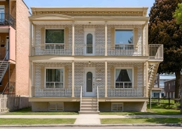 Triplex détaché à vendre à Saint-Sauveur (Québec) : un actif patrimonial rare dans l’un des quartiers les plus dynamiques de la Capitale - equipe Jean-François Morin