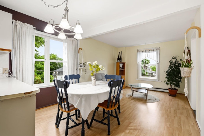 Duplex à vendre dans le Vieux-Lévis (Desjardins) - equipe Jean-François Morin