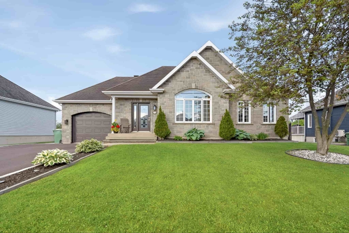 Bungalow récent à vendre à Saint-Henri (Bellechasse) - equipe Jean-François Morin