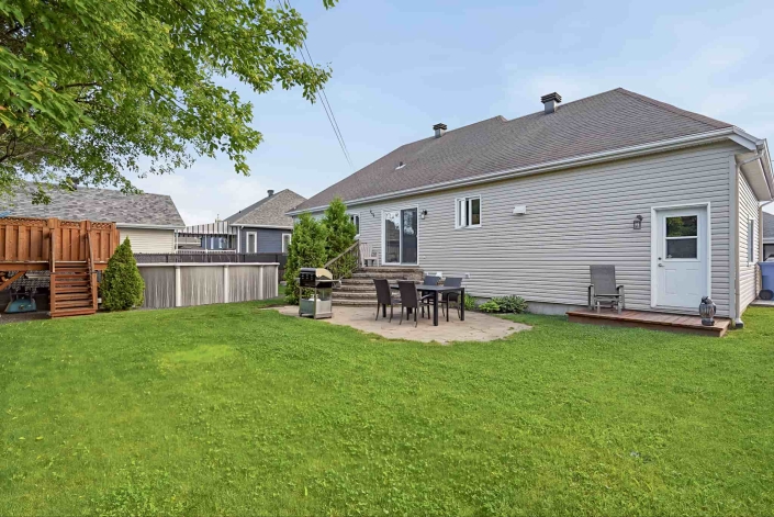 Bungalow récent à vendre à Saint-Henri (Bellechasse) - equipe Jean-François Morin