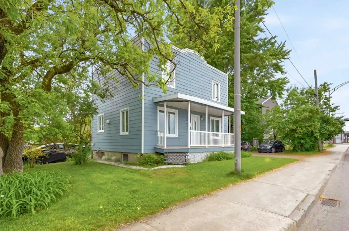 Triplex à vendre à Duberger-Les Saules (Québec) : rendement locatif et potentiel de valorisation au cœur de l’arrondissement Les Rivières - equipe Jean-François Morin