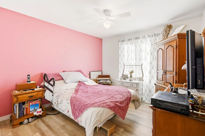 Triplex à vendre à Duberger-Les Saules (Québec) : rendement locatif et potentiel de valorisation au cœur de l’arrondissement Les Rivières - equipe Jean-François Morin