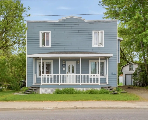 Triplex à vendre à Duberger-Les Saules (Québec) : rendement locatif et potentiel de valorisation au cœur de l’arrondissement Les Rivières - equipe Jean-François Morin