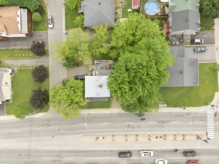 Triplex à vendre à Duberger-Les Saules (Québec) : rendement locatif et potentiel de valorisation au cœur de l’arrondissement Les Rivières - equipe Jean-François Morin
